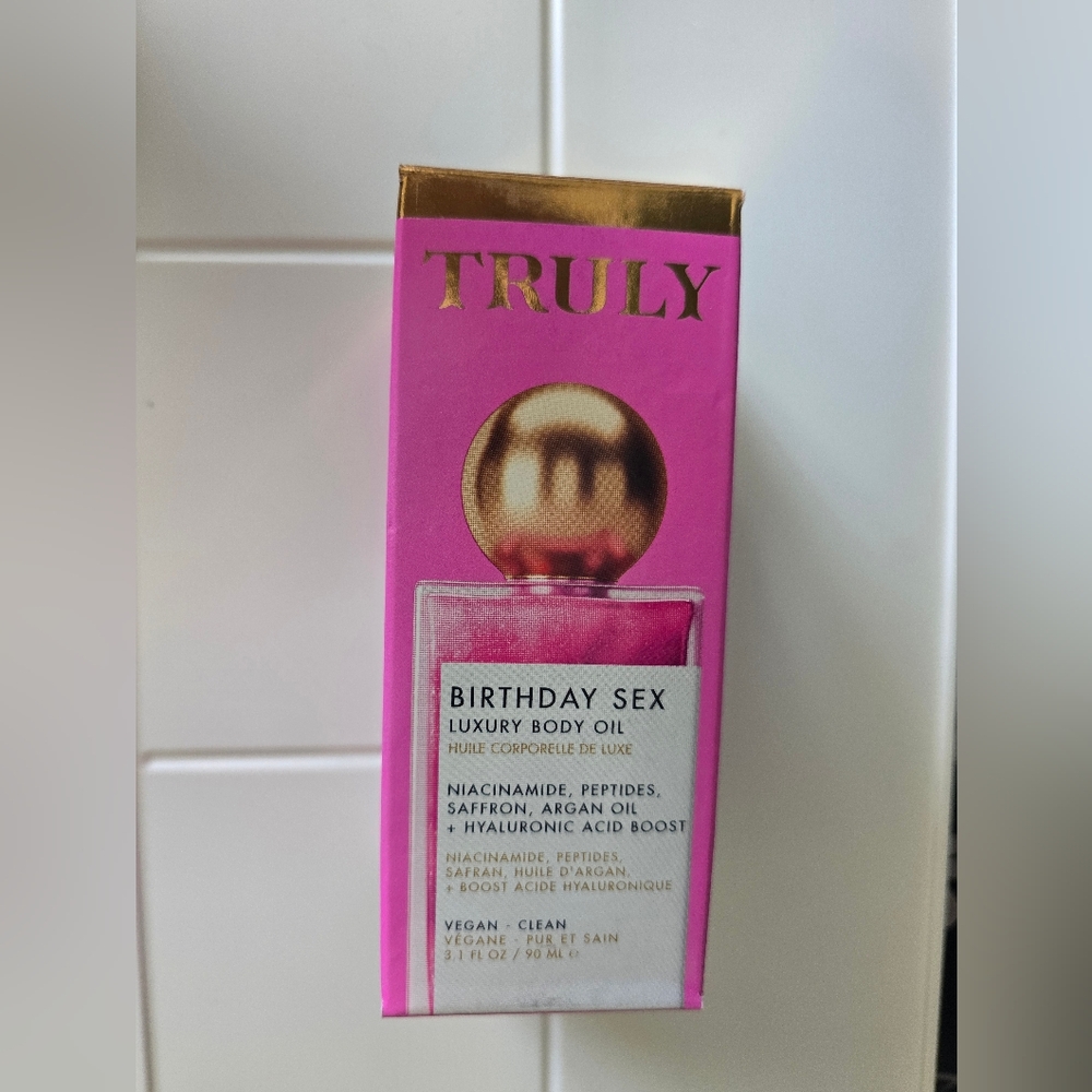 Truly Beauty Birthday Sex Luxury Body Oil – 3.1 fl oz / 90 mLBrand New & Sealed